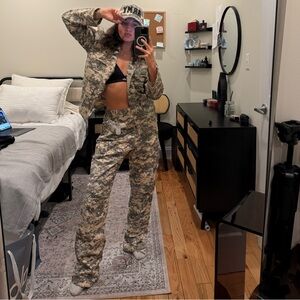 Women's Camouflage Print Pants & Jacket Set & Hat